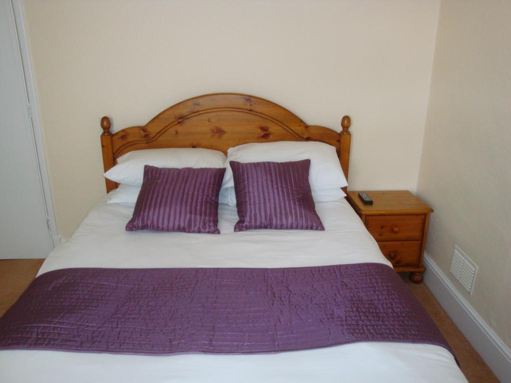 Stokesay Inn Крейвън Армс Стая снимка