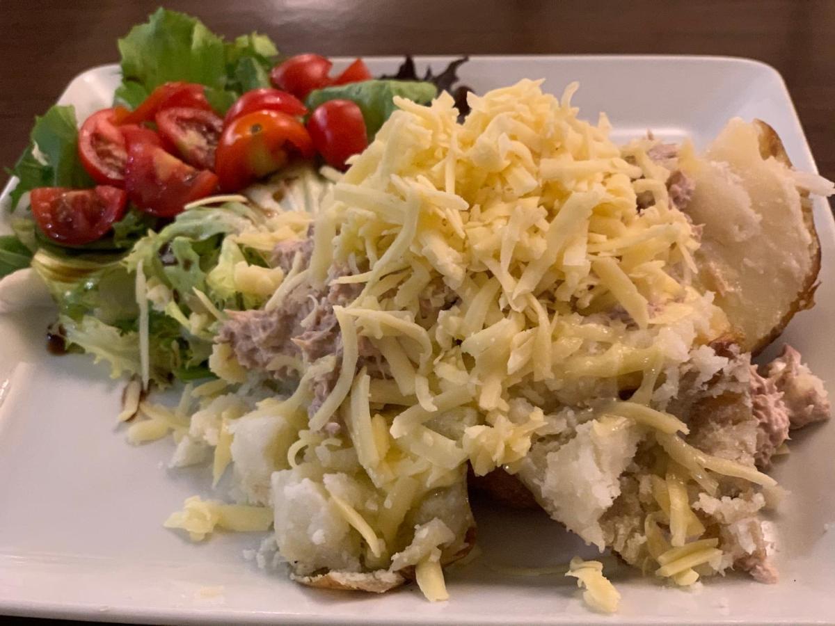 Stokesay Inn Крейвън Армс Екстериор снимка
